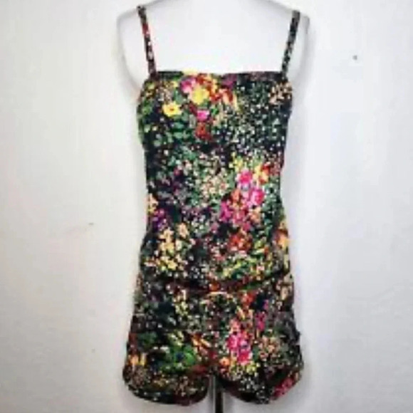 VS PINK Women's Floral Spaghetti Strap Short Romper Size XS - Picture 1 of 5